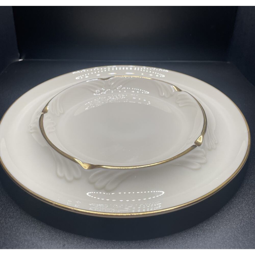 Vintage Lenox Chandelle Trinket Dish. Trimmed in 24k Gold 8" Round. Beautiful.